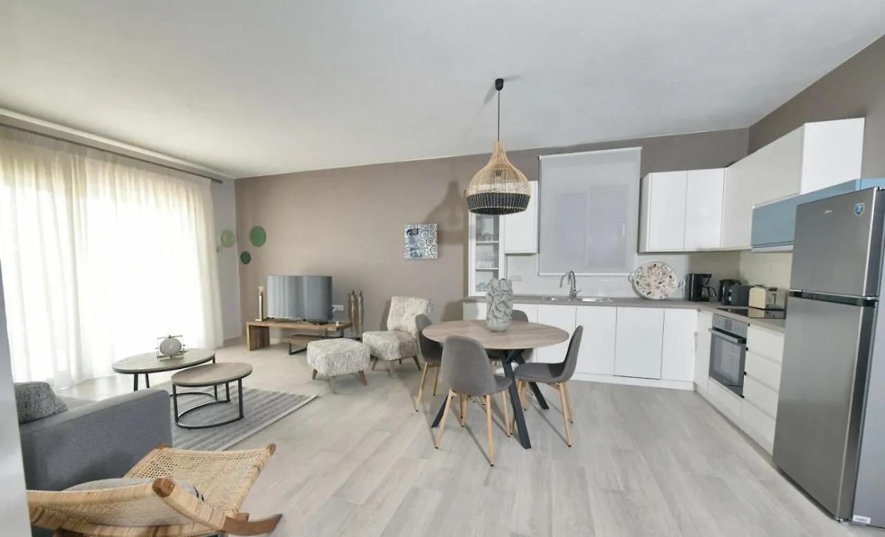 Cocoon Elegant Living Apartment Gerakini